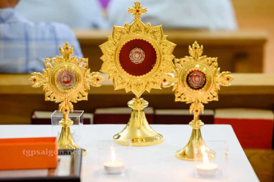 Tổng Giáo phận Sài Gòn long trọng đón nhận thánh tích Thánh Carlo Acutis – Vị tông đồ trẻ của Thánh Thể